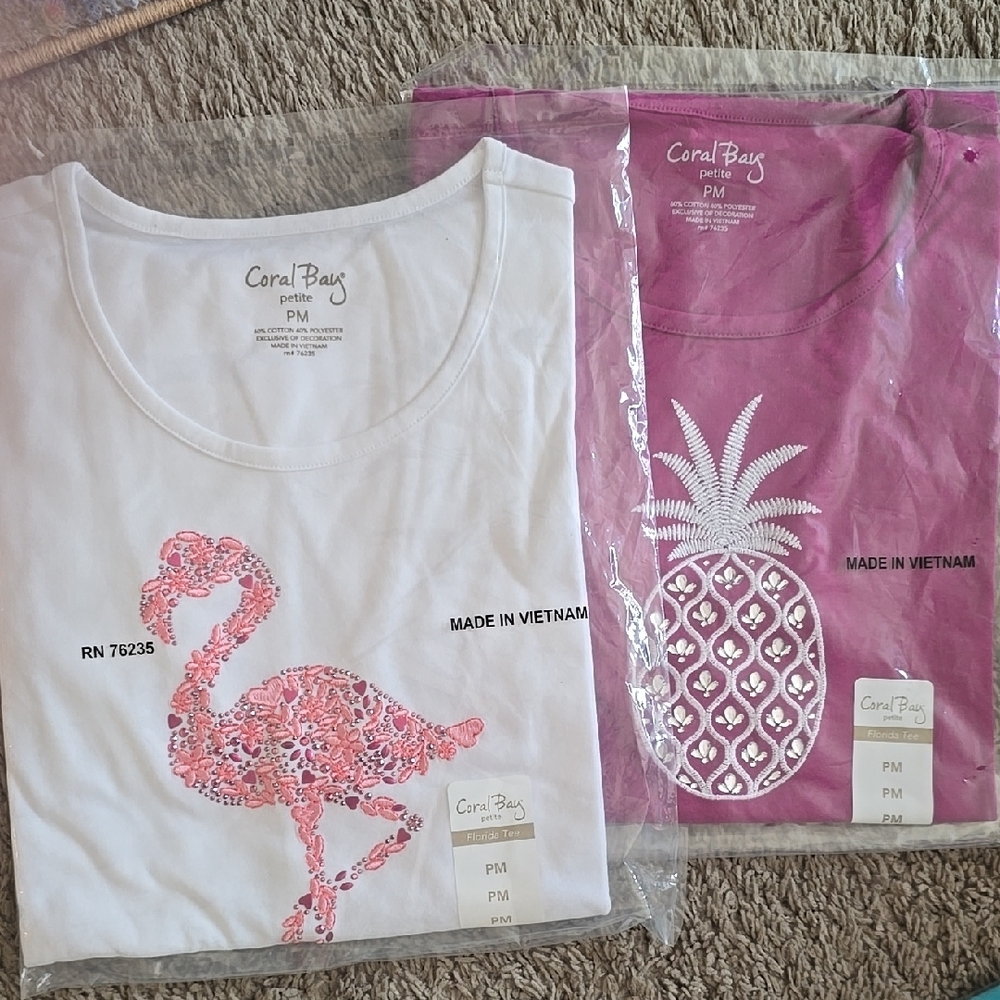 Beachy Women's Tops Petire M- bundle of 2-  Coral Bay